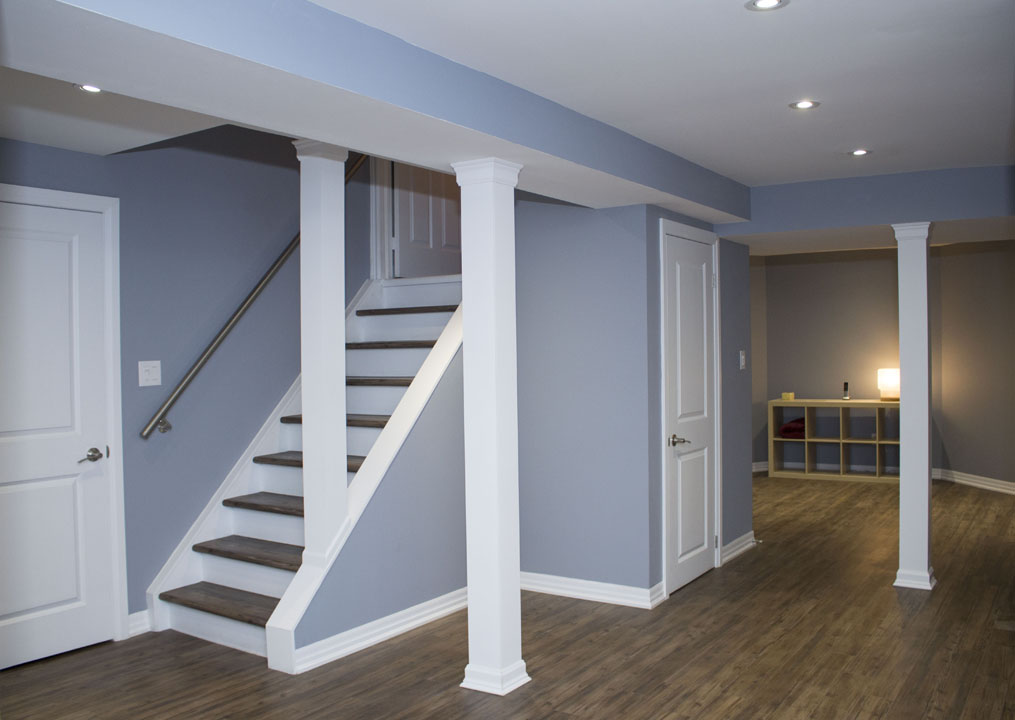 Basement stairs in Maple: a new staircase, by Harmony Basements